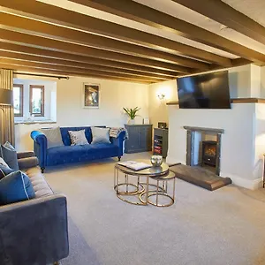 Host & - The Coach House Holiday home Whitby